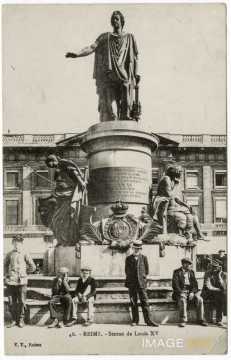 Statue de Louis XV (Reims)